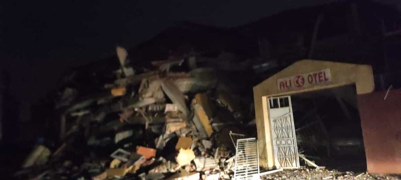 Kahramanmaraş’taki deprem bir çok şehirde hasara neden oldu
