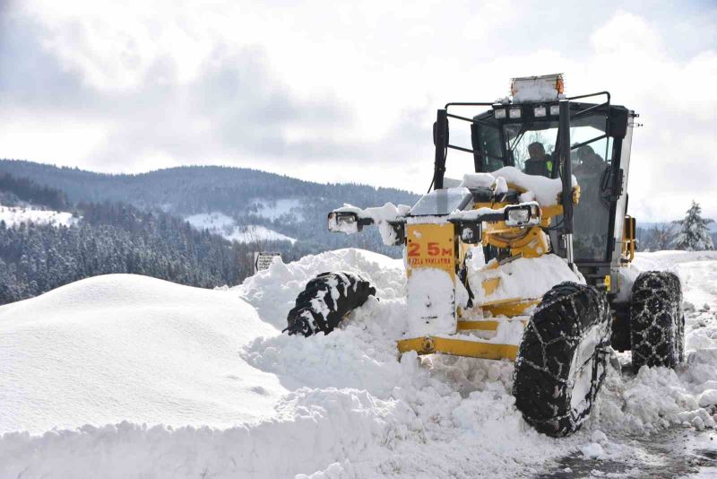 Sinop’ta 140 köy yolu ulaşıma kapalı
