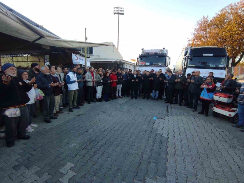 Yardım tırları Fethiye’den dualar eşliğinde gönderildi
