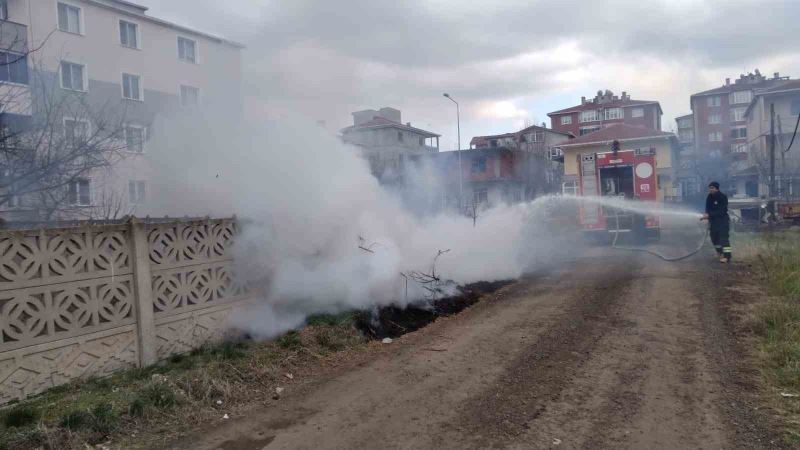 Şüpheli yangını itfaiye ekipleri söndürdü
