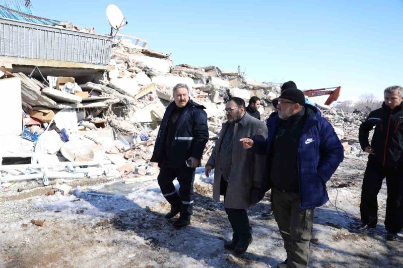 Başkan Palancıoğlu ve teknik ekibi Afşin’de incelemelerde bulundu
