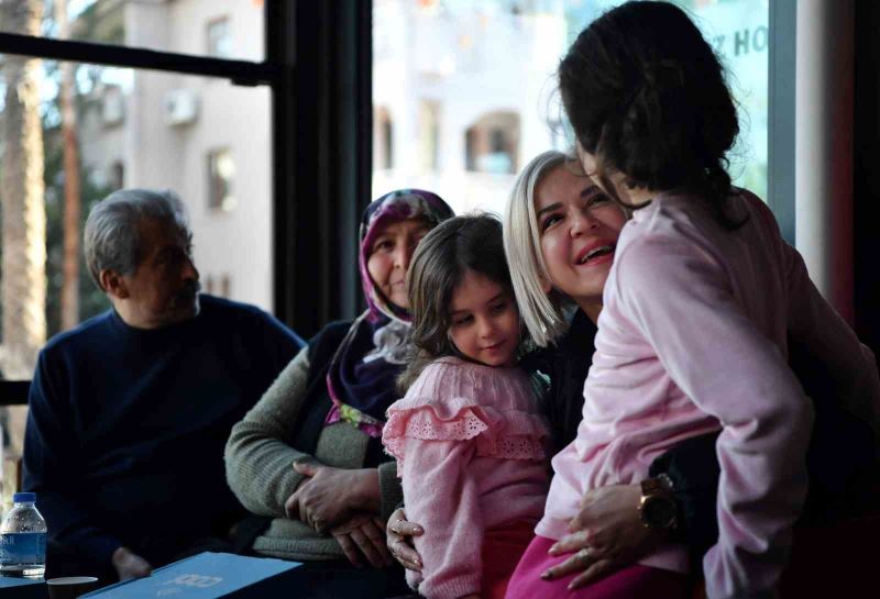 Antalya’ya gelen depremzedelere yardım eli
