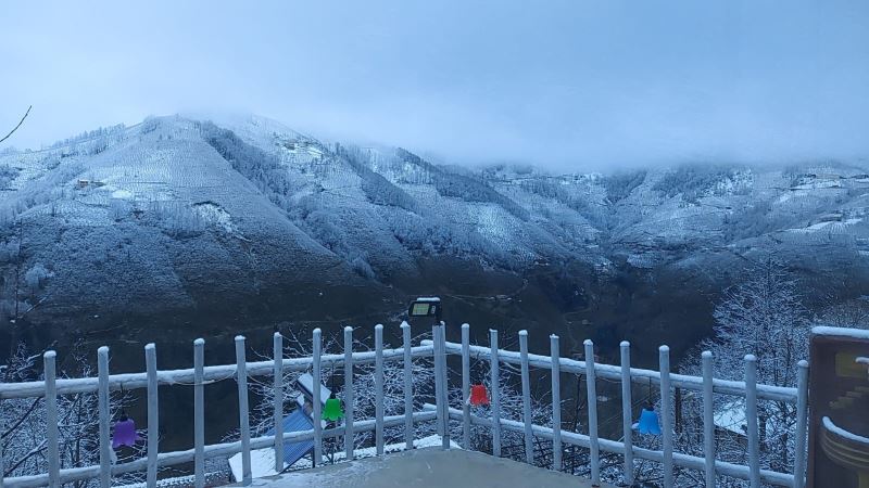 Ordu’da ilkbaharda kar sürprizi
