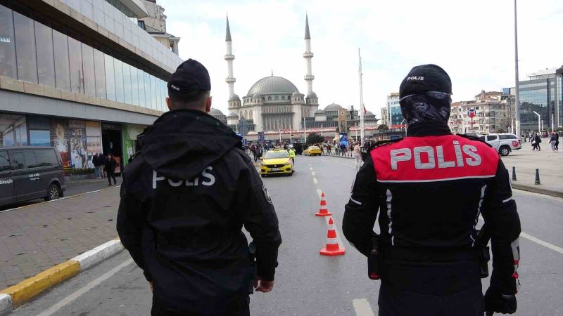 Taksim’de helikopter destekli 