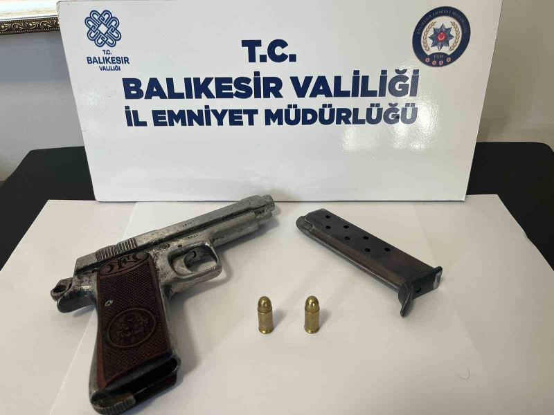 Balıkesir’de 29 şüpheli şahsa operasyon
