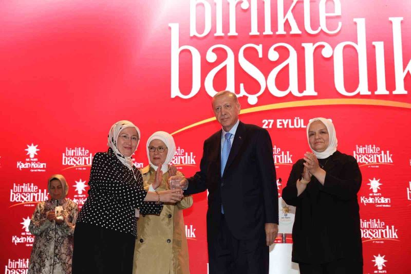 Efsane Başkan Demet Pilevneli, AK Parti’den milletvekili aday adaylığı başvurusunda bulundu
