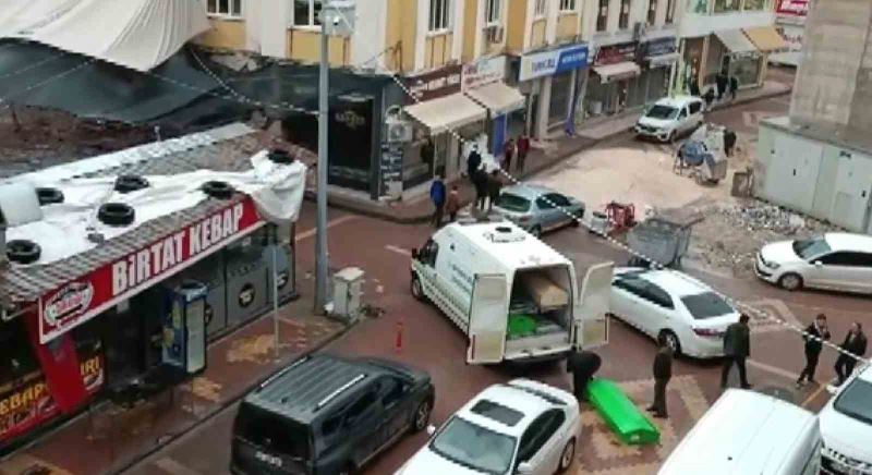 42 gün sonra enkazdan bir kişinin cansız bedeni çıkarıldı
