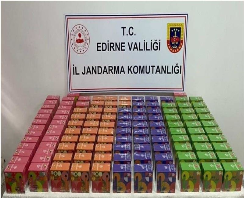 Edirne’de kaçak sigara ve uyuşturucu operasyonu
