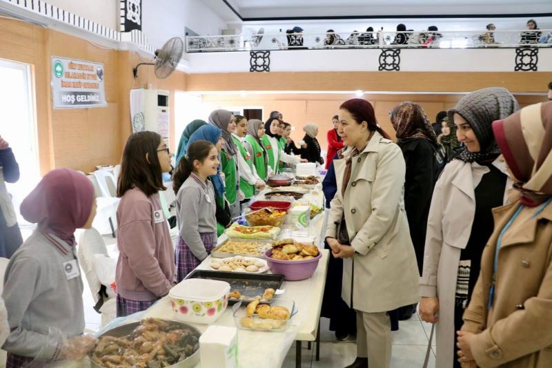 Siirt’te depremzedeler yararına etkinlik düzenlendi
