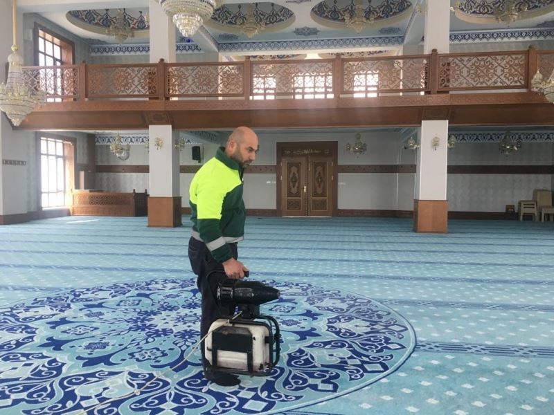 Keçiören’de camilerde Ramazan temizliği
