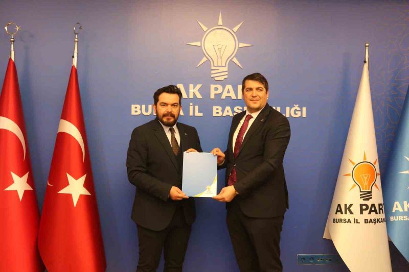 Ekonomist Yüksel Okşak, AK Parti Bursa Milletvekili aday adayı oldu
