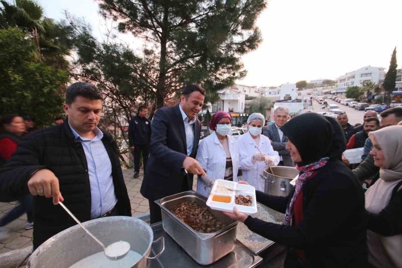 Kaş’ta geleneksel iftar buluşması
