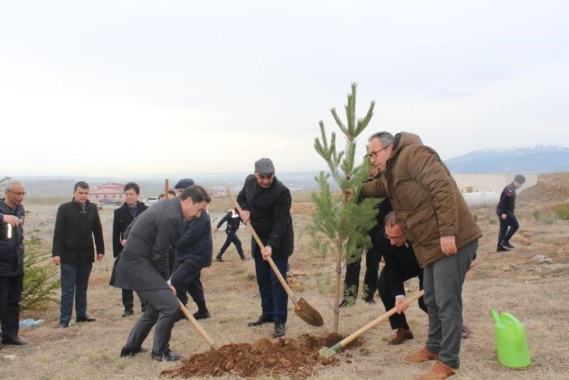 Kütahya Adalet Ormanında ağaçlandırma etkinliği
