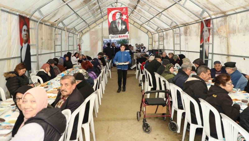 Mudanyalılar iftar sofrasında buluşuyor
