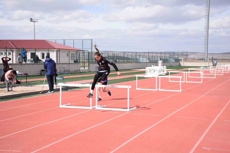 Afyonkarahisar’da atletizm müsabakaları sona erdi
