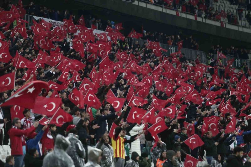 2024 Avrupa Şampiyonası Elemeleri: Türkiye: 0 - Hırvatistan: 0 (Maç devam ediyor)
