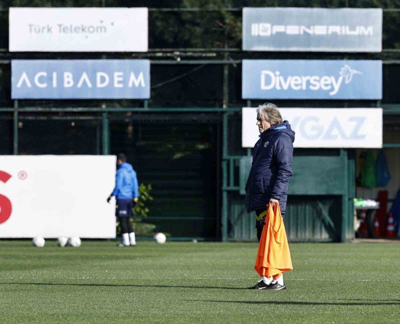 Fenerbahçe, Beşiktaş maçı hazırlıklarını sürdürdü
