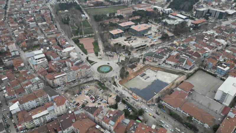 İnegöl’de Merkez Park şekilleniyor
