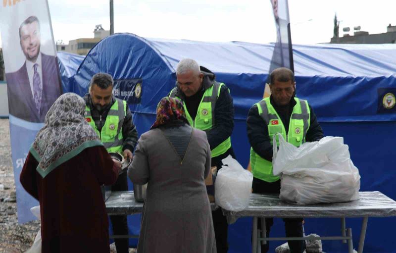 Yüreğir Belediyesinden Adıyaman’da iftar yemeği
