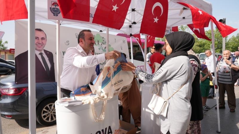 Yalova Belediyesi Sıfır Atık Günü’nde 5 bin bez çanta dağıttı
