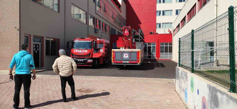 Kolejde çıkan yangında tahliye edilen öğrenciler evlerine gönderildi
