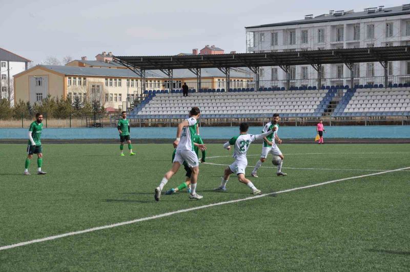 Kars 36 Spor: 0 DSİ Karadeniz Spor: 1
