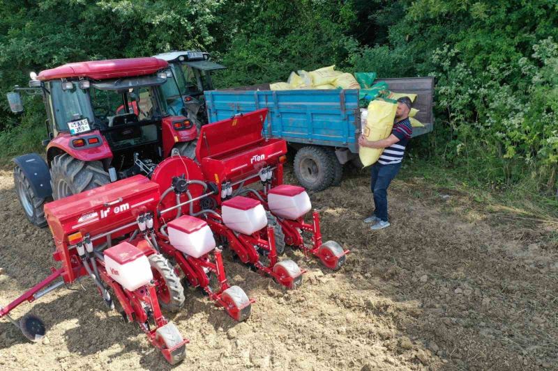 7 bin çiftçiye 25 milyon TL değerinde 2 bin ton gübre
