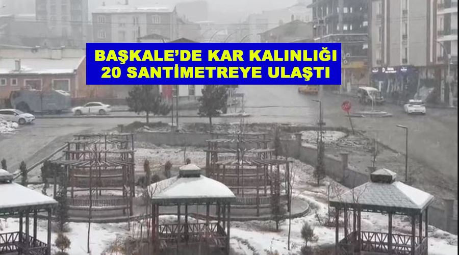 Başkale’de kar kalınlığı 20 santimetreye ulaştı