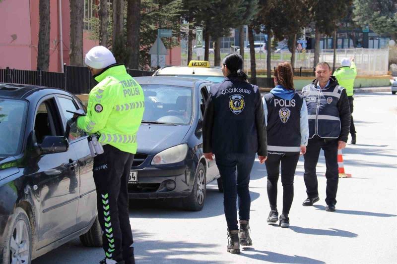 Ülke genelinde Güvenli Eğitim Uygulaması yapıldı
