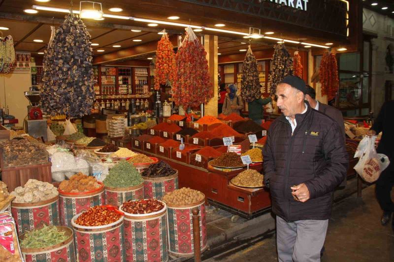 Tarihi Kapalı Çarşıda Ramazan bereketi
