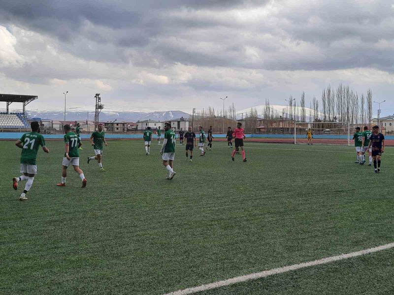 Kars 36 Spor: 6 Çarşıbaşı Belediye Spor: 0
