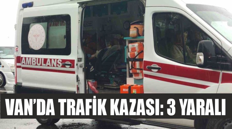 Van’da tur minibüsü yan yattı: 3 yaralı