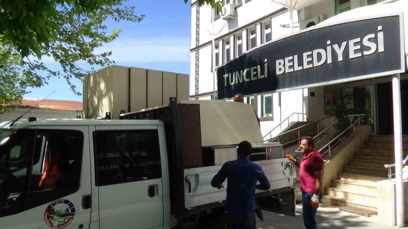 Tunceli Belediyesi hizmet binası depreme dayanıksız çıkınca boşaltıldı
