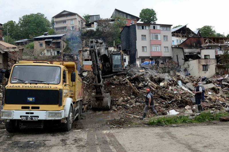 Yangında zarar görenlere 125 bin nakdi destek
