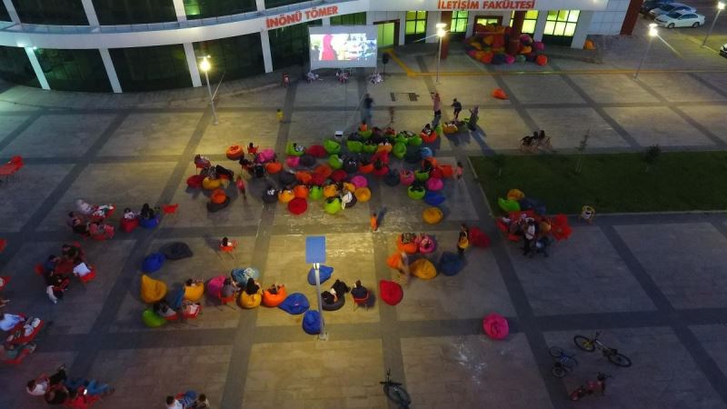 İletişim Fakültesi’ndeki 