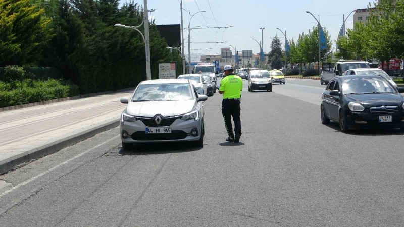 Malatya’da trafik denetimleri sürüyor
