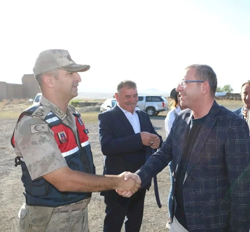 Kars Valisi Ziya Polat, Ani Ören Yeri’nde incelemelerde bulundu
