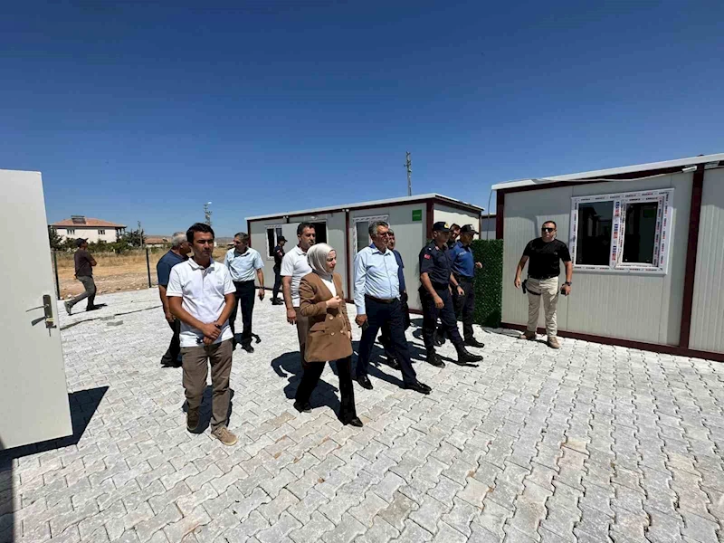 Yazıhan’da geçici konteyner kent tamamlandı
