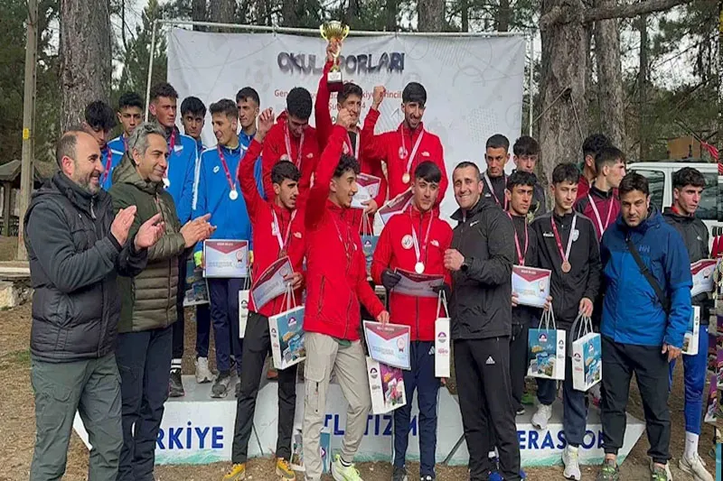 Ağrı Spor Lisesi, Okullar Kros Türkiye Şampiyonu oldu