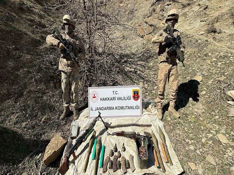 Hakkari’de silah ve mühimmat ele geçirildi