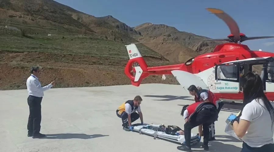 Ambulans helikopter 11 yaşındaki çocuk için havalandı