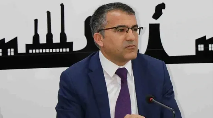 Van OSB Başkanı Memet Aslan’dan 24 Kasım Öğretmenler Günü mesajı