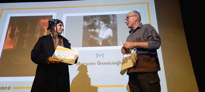Van YYÜ Öğrencisi Meryem Gemicioğlu’na 