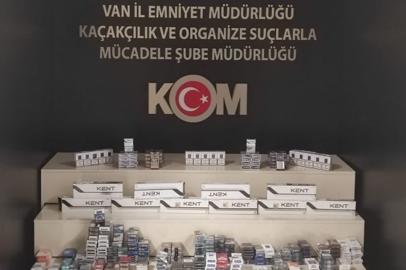 Van’da kaçak cep telefonu, safran, çay ve sigara ele geçirildi