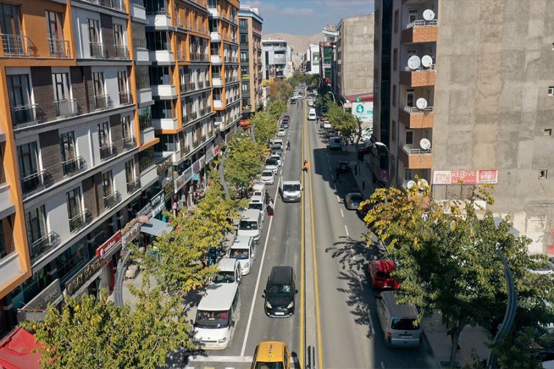 Zübeyde Hanım caddesi yepyeni bir görünüme kavuştu