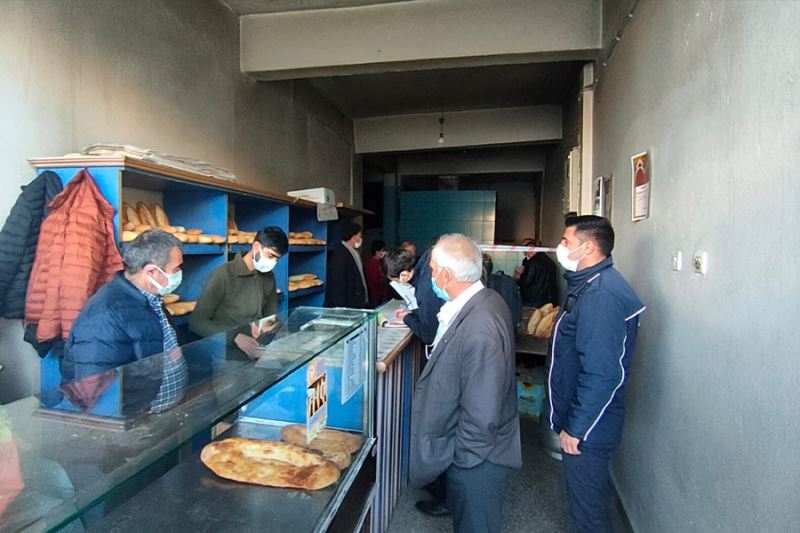 Erciş’te yüksek fiyata ekmek satan 42 fırına ceza
