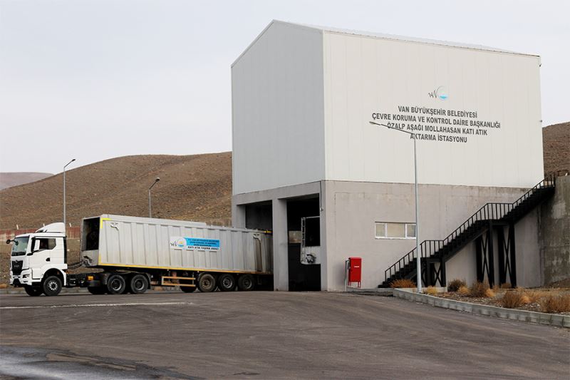 Van’da aktarma istasyonlarında günde 210 ton çöp toplanıyor