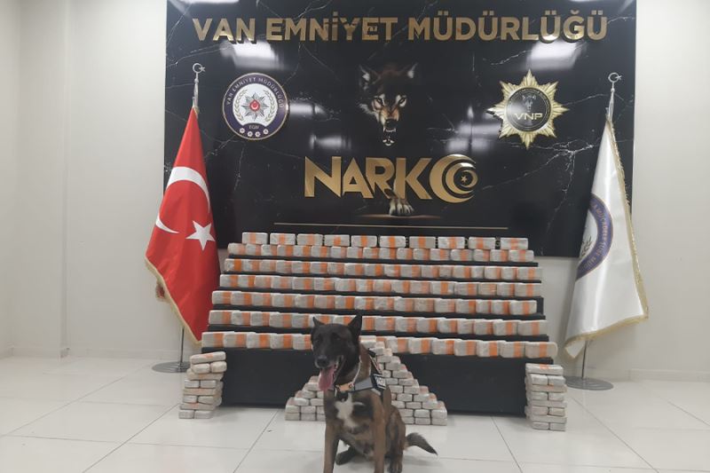 Van’da ‘Magnum’lu aramada 104 kilo eroin ele geçirildi