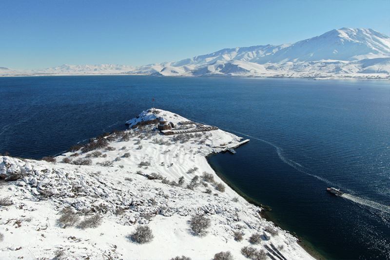 Akdamar Adası