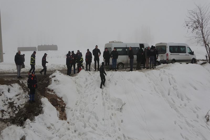 Karasu Nehri’ne düşen Yağmur için arama çalışması devam ediyor